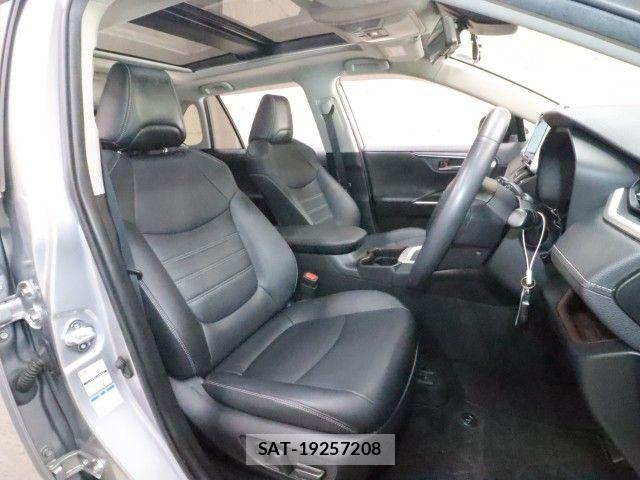Toyota RAV4 2020-06 8526968-3