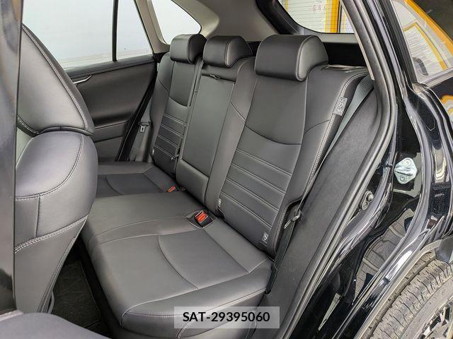 Toyota RAV4 2021-12 8526967-20