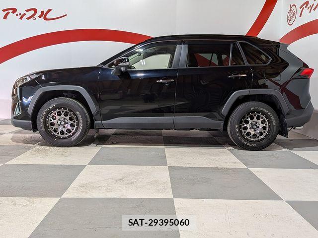 Toyota RAV4 2021-12 8526967-2