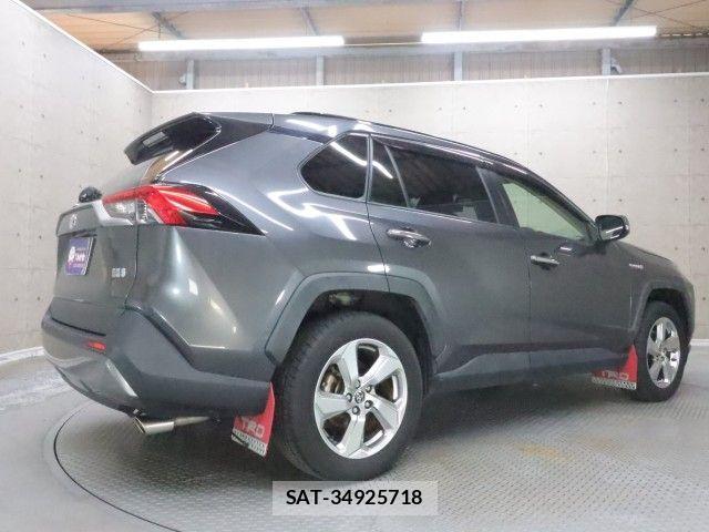 Toyota RAV4 2020-03 8526976-1