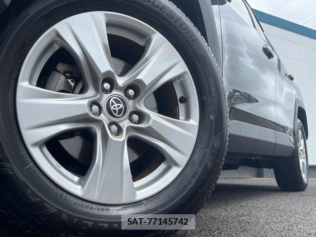 Toyota RAV4 2020-12 8526978-12