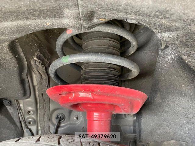 Toyota RAV4 2023-10 8526964-19