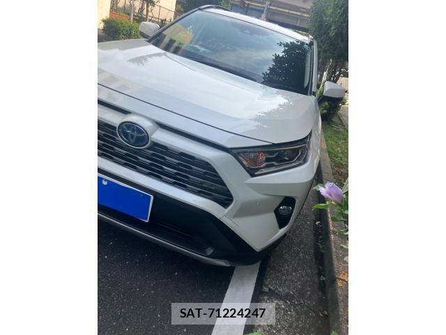 Toyota RAV4 2019-05 8563386-1