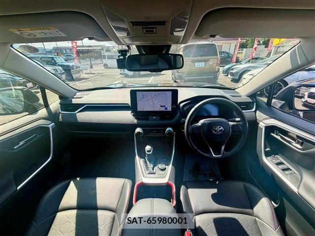 Toyota RAV4 2024-05 8563382-1