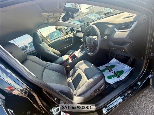 Toyota RAV4 2024-05 8563382-25
