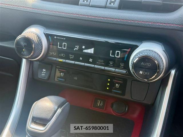 Toyota RAV4 2024-05 8563382-7
