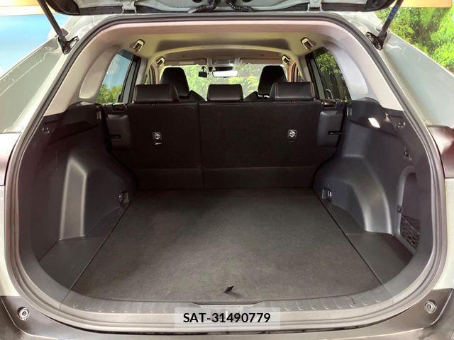 Toyota RAV4 2024-10 8563380-9