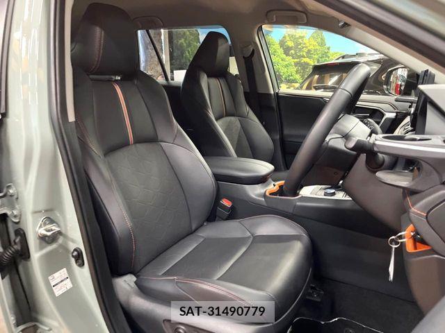 Toyota RAV4 2024-10 8563380-7