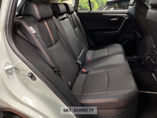 Toyota RAV4 2024-10 8563380-8
