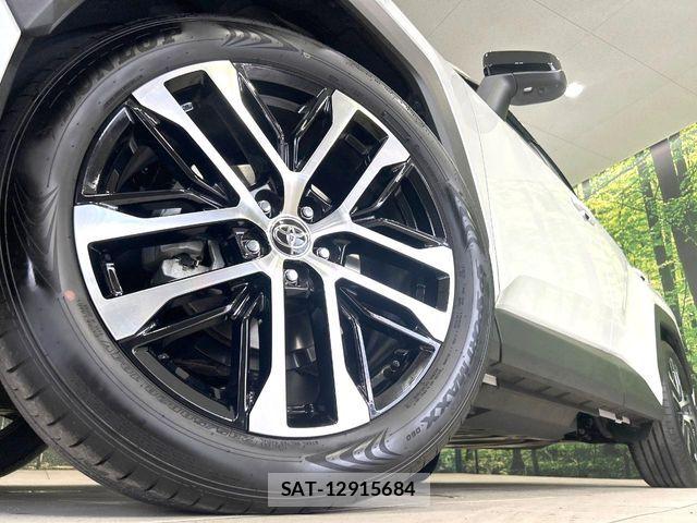 Toyota RAV4 2026-03 8563378-13