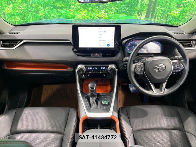 Toyota RAV4 2024-05 8563381-1