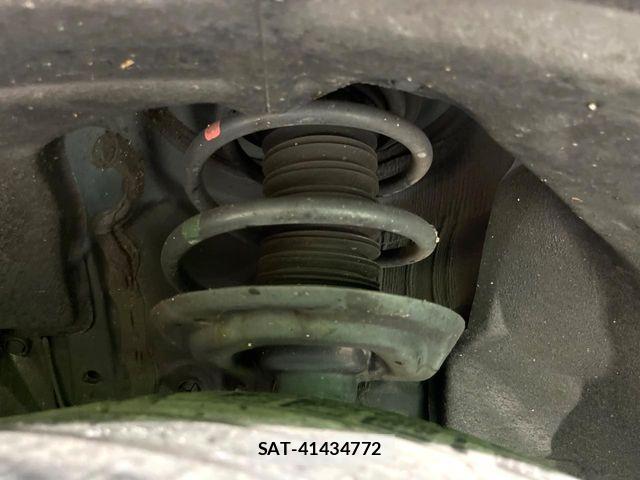 Toyota RAV4 2024-05 8563381-19