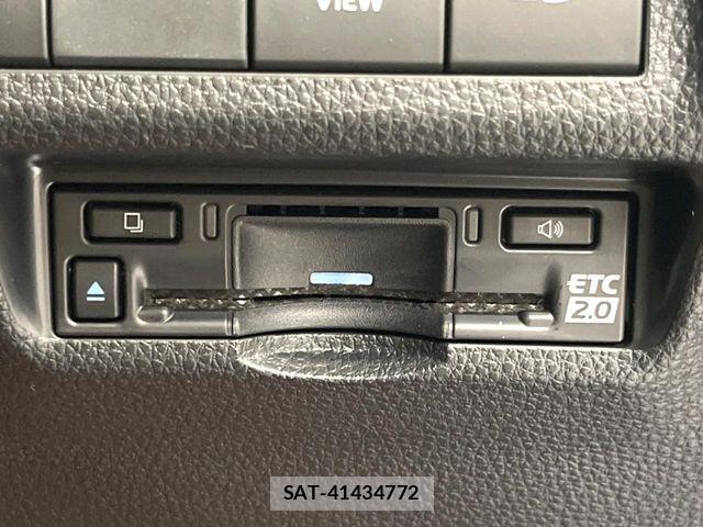 Toyota RAV4 2024-05 8563381-5