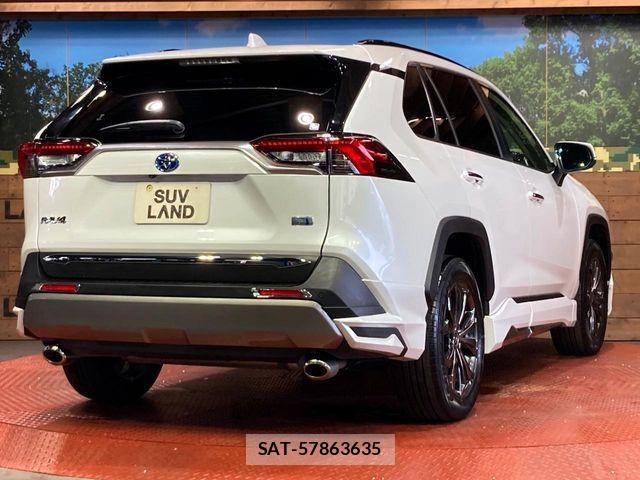Toyota RAV4 2023-01 8563379-16