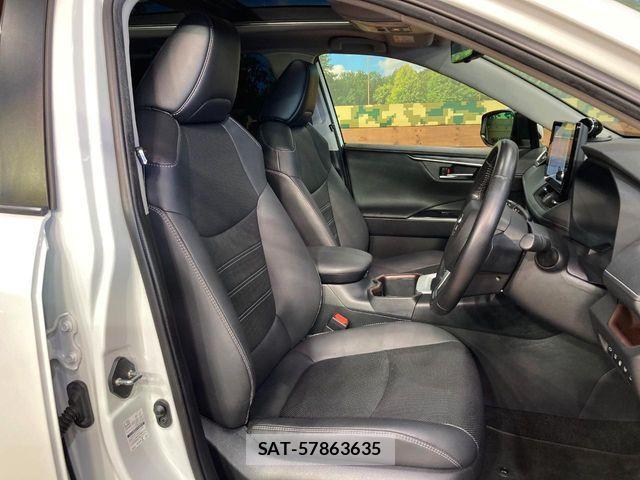 Toyota RAV4 2023-01 8563379-7