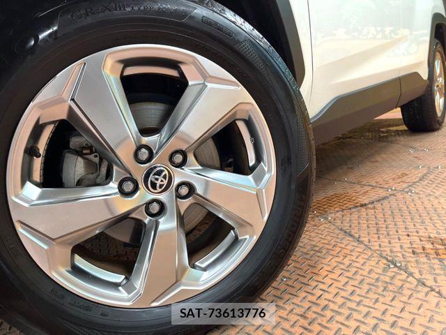 Toyota RAV4 2020-08 8563383-12