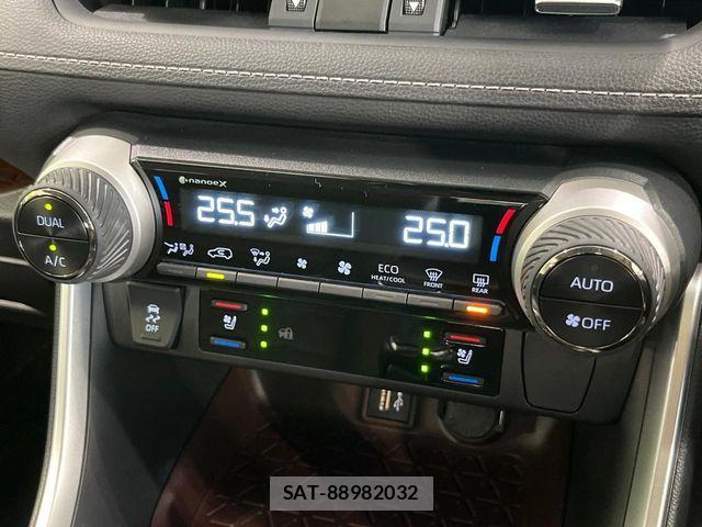 Toyota RAV4 2023-12 8628635-9