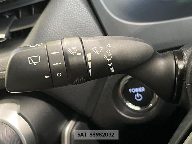 Toyota RAV4 2023-12 8628635-17