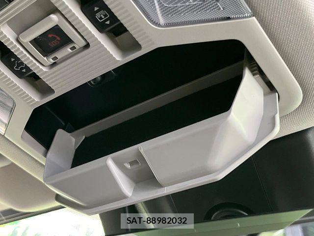Toyota RAV4 2023-12 8628635-5