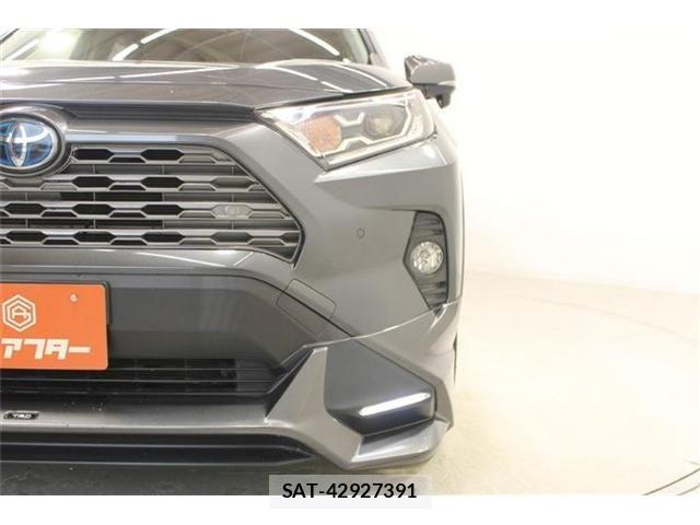 Toyota RAV4 2019-07 8628638-13