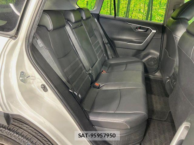 Toyota RAV4 2019-12 8628637-8