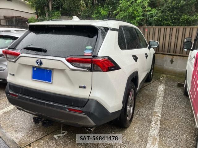 Toyota RAV4 2020-11 8661251-11