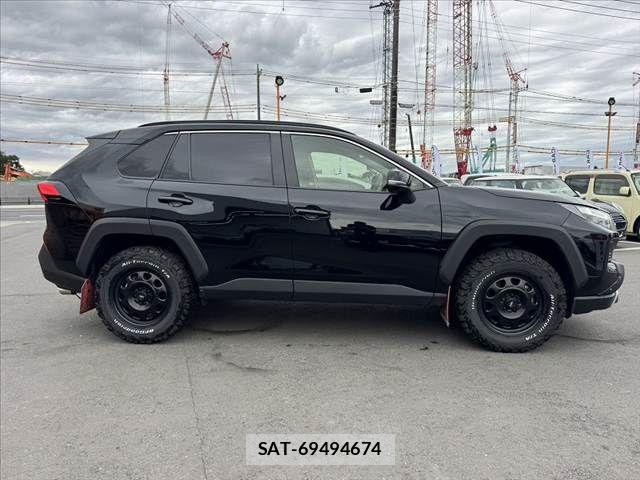 Toyota RAV4 2024-05 8661248-11