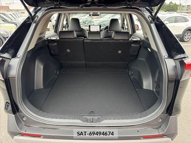 Toyota RAV4 2024-05 8661248-18