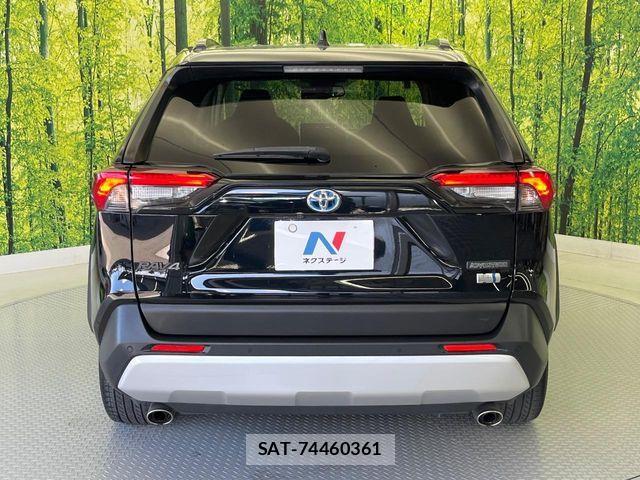 Toyota RAV4 2022-03 8661249-15