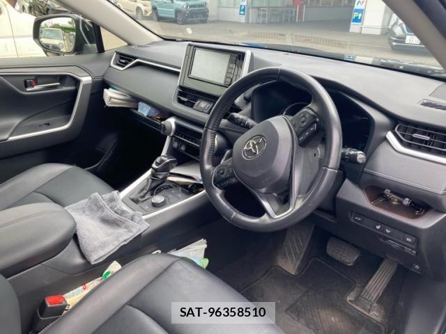 Toyota RAV4 2020-09 8661252-17