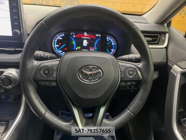 Toyota RAV4 2021-07 8666819-11