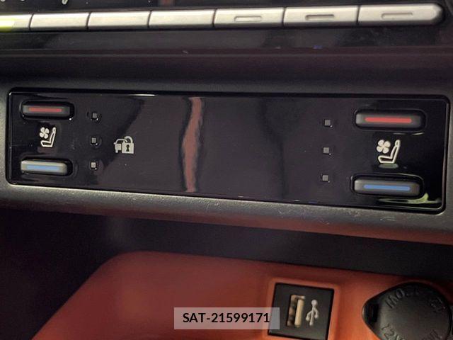 Toyota RAV4 2024-09 8686432-9