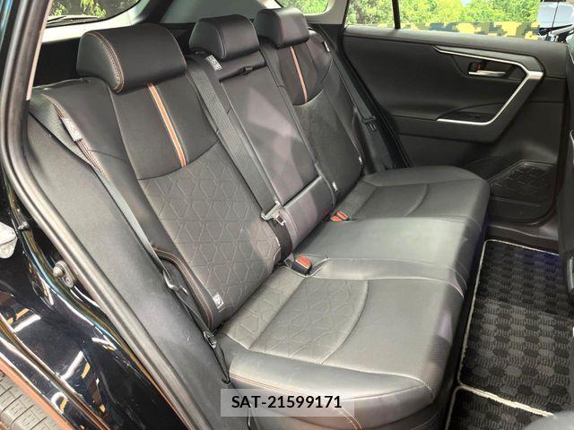 Toyota RAV4 2024-09 8686432-11