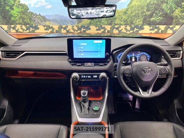 Toyota RAV4 2024-09 8686432-1