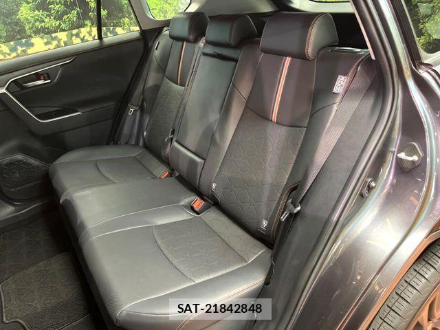 Toyota RAV4 2024-05 8686431-10
