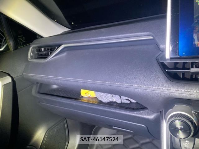 Toyota RAV4 2025-06 8686433-24