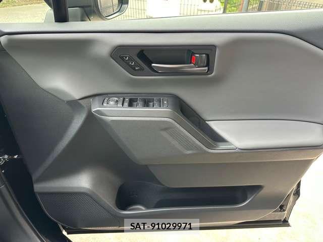 Toyota RAV4 2026-03 8745496-10