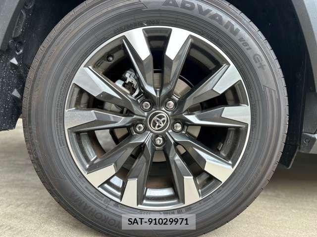 Toyota RAV4 2026-03 8745496-16