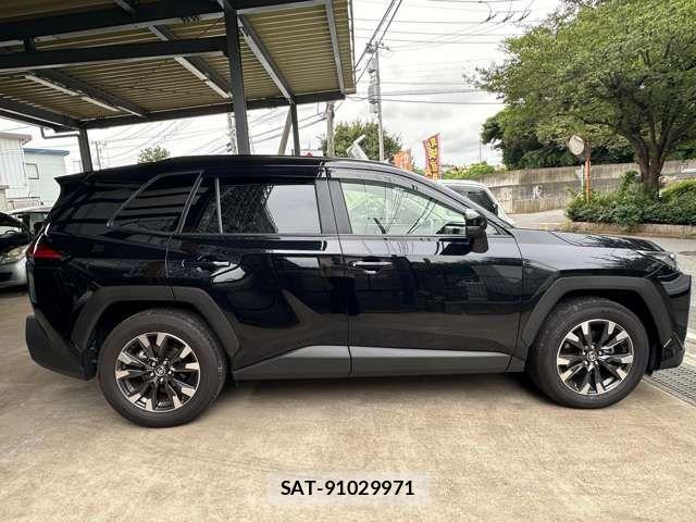 Toyota RAV4 2026-03 8745496-25