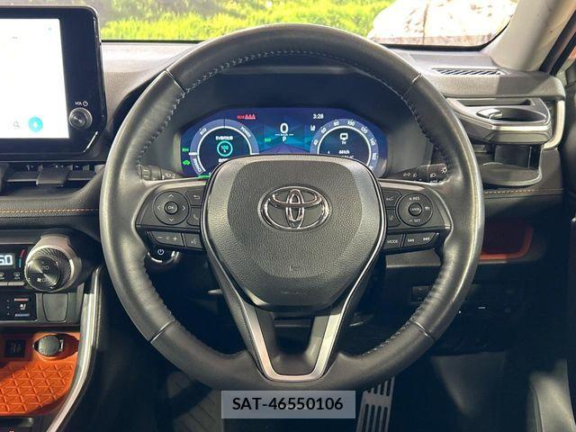 Toyota RAV4 2023-08 8745502-10