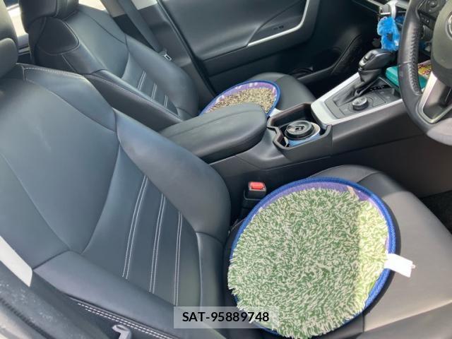 Toyota RAV4 2020-01 8745509-13