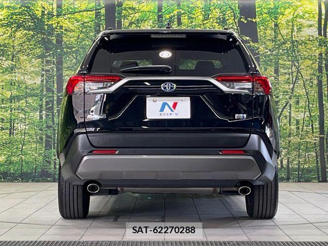Toyota RAV4 2019-05 8745511-14