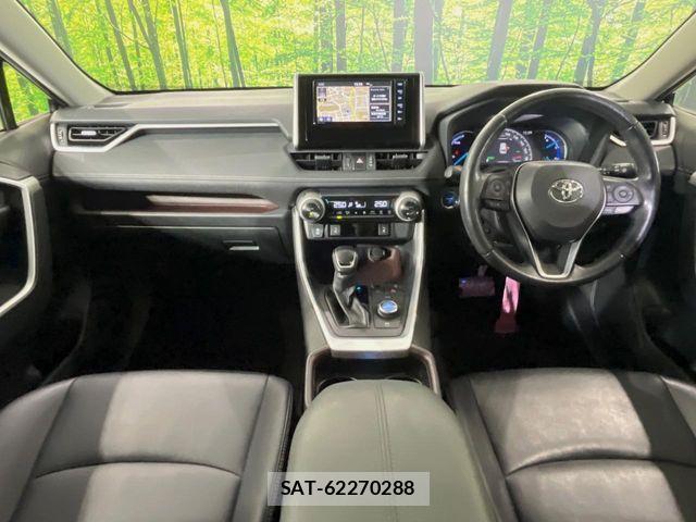 Toyota RAV4 2019-05 8745511-1
