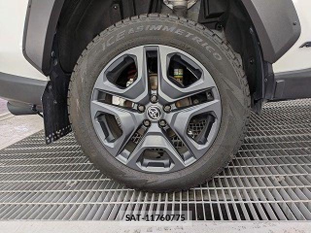 Toyota RAV4 2019-06 8745507-24