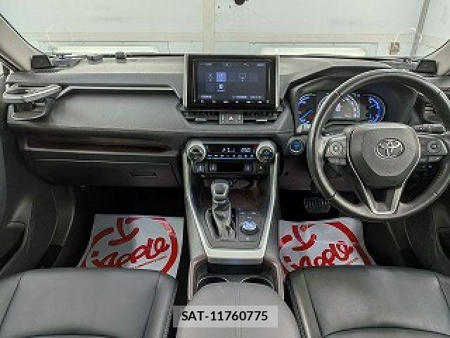 Toyota RAV4 2019-06 8745507-7