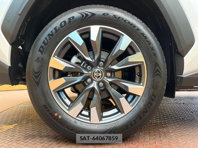 Toyota RAV4 2026-08 8745493-16