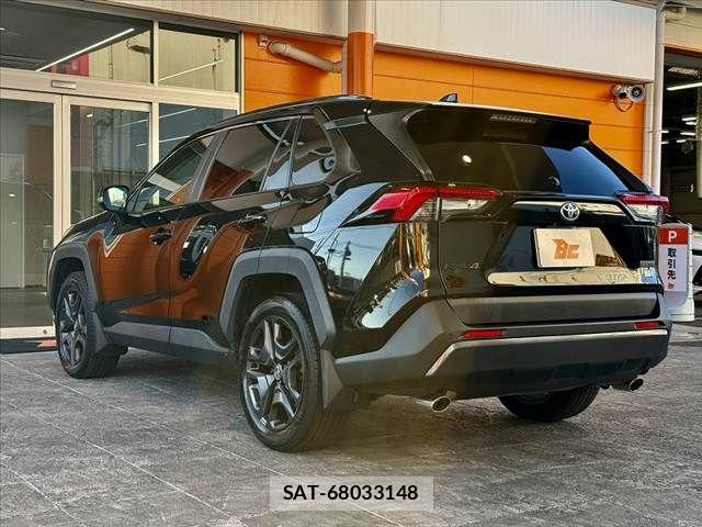 Toyota RAV4 2023-01 8745504-12