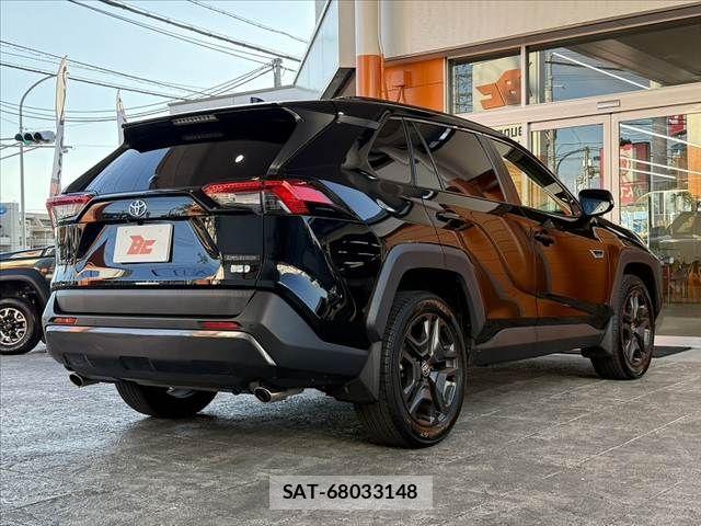 Toyota RAV4 2023-01 8745504-14