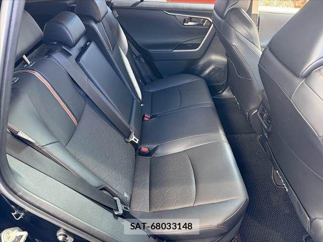 Toyota RAV4 2023-01 8745504-17
