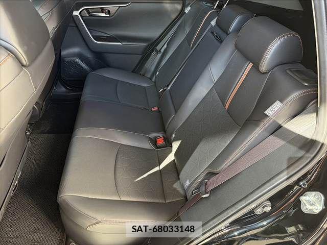 Toyota RAV4 2023-01 8745504-18